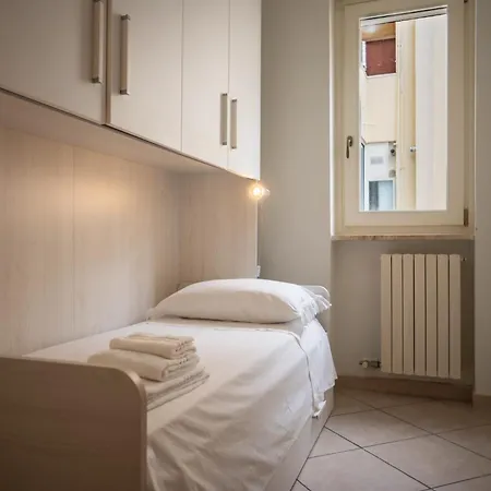 Apartament Modern & Bright - 100m From The Otranto